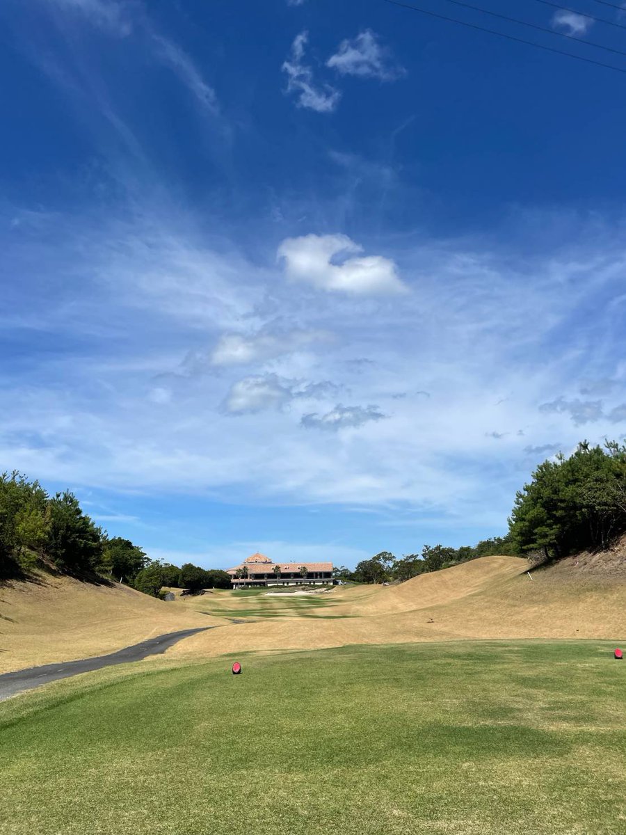 gto2002's tweet photo. いなみカントリークラブフジへ行ってきましたー⛳️
今日も暑かったけど…なんと今年のベストスコアを更新🎉
この猛暑の中で結果が出せたのは嬉しすぎる✨汗だくになった甲斐がありました！やっぱりゴルフは最高🔥

​#いなみカントリークラブフジ #ゴルフ #ベストスコア更新 #ゴルフ男子 #和歌山ゴルフ https://t.co/mj1PxZZXTK