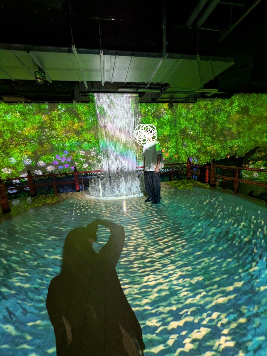 otonano1012's tweet photo. 水族館！！！ https://t.co/wEXyy5dzHl