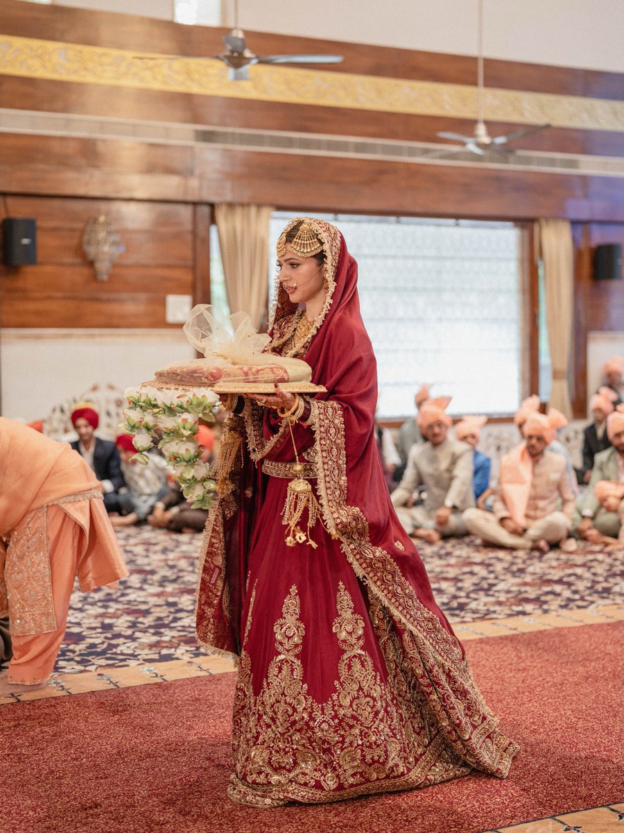 nishhcore's tweet photo. my mukti got married 🥹💘 https://t.co/Jrm9lUGuOf