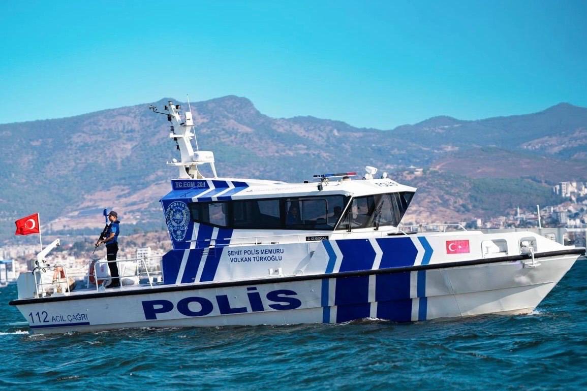 EmniyetGM's tweet photo. Her ayrıntı önemlidir.

İki görsel arasında yer alan 3 eksik detayı fark edebildiniz mi? 🔍

Cevabınızı yorumlarda bizimle paylaşın. ⬇️ https://t.co/DNVIid2vvD