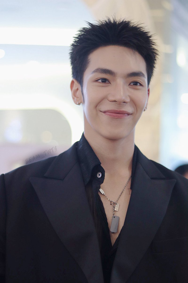 sunflowmb's tweet photo. ไม่เคยเข้าใจยิ้มปลากระเบนพี่เจ็ทจนวันนี้ 🫠
#ATLASth #ATLAS_t #JetATLAS https://t.co/2MEWMzPcRA