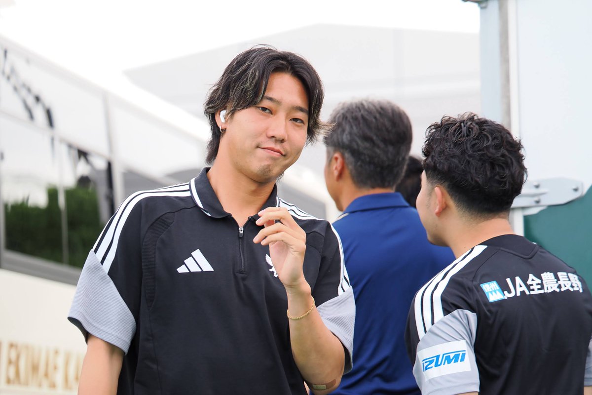 yamagafc's tweet photo. 【8/8🆚高知】
BUS ARRIVAL 🚌🏟️
#松村厳
#安永玲央
#北爪健吾
#田口裕也
🆚高知ユナイテッドSC
🕖19:00KO
🏟GIKENスタジアム
📺 DAZN
👉試合情報はこちら
https://t.co/JIWLc7PZom
#yamaga
#onesoul
#サイコウ
#jleague
#高知松本 https://t.co/dkiM0mD4OO
