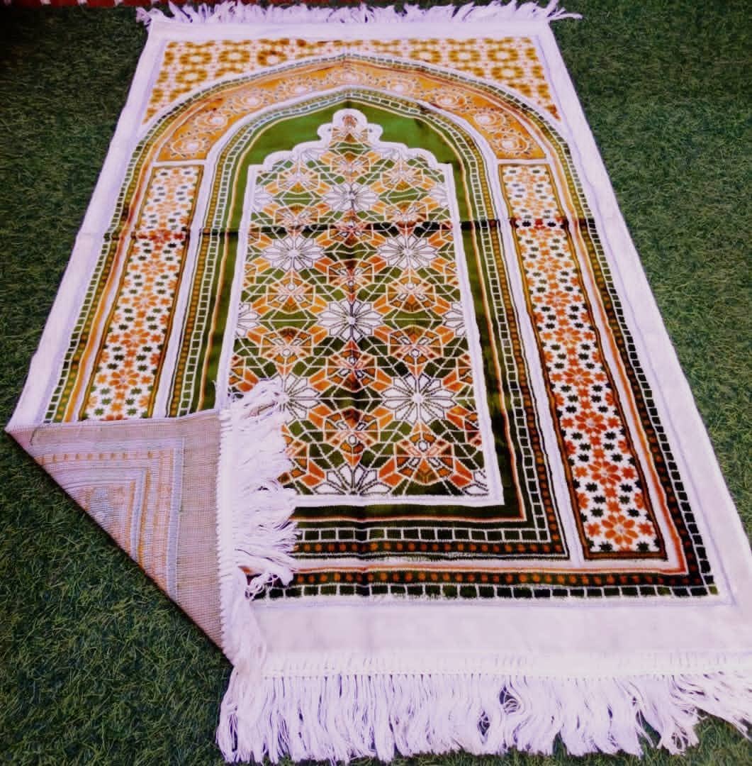 dakingareee's tweet photo. New Stock 
Prayer 🤲🏼 Mat
Price : 11k
📍Kano 
📞 09067580268 https://t.co/PHmNH9uLoo