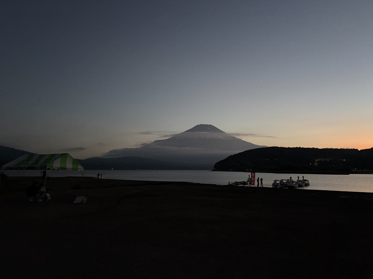 donguri7162's tweet photo. 令和8年8月8日 富士山登りたかった😭
🐸が生きている内に
もう2度とチャンスはないでしょう😭

だからグンマから遥拝です🗻

さて
お仕事しょう、、

2年後は岩渕鳥居の架け替え⛩️
12年に一度の申年ご縁年です

#富士山
#mtfugi https://t.co/zc3TgtATJ8