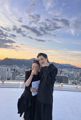 kjifshn's tweet photo. bbueng jongin making an appearance in his photo together with the ysl beauty communication manager since this would be their last work ㅠㅅ ㅜ https://t.co/YLYmaRKMFF