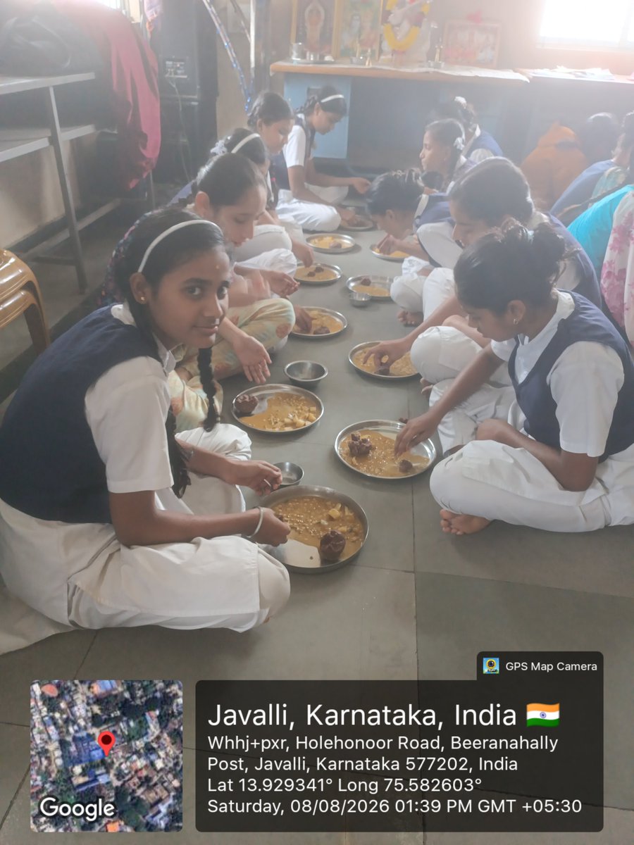 DbrarsKasaba's tweet photo. Lunch photos #SocialAudit_SWDMeals
#SocialWelfare_Karnataka https://t.co/ZVk0RA50xY
