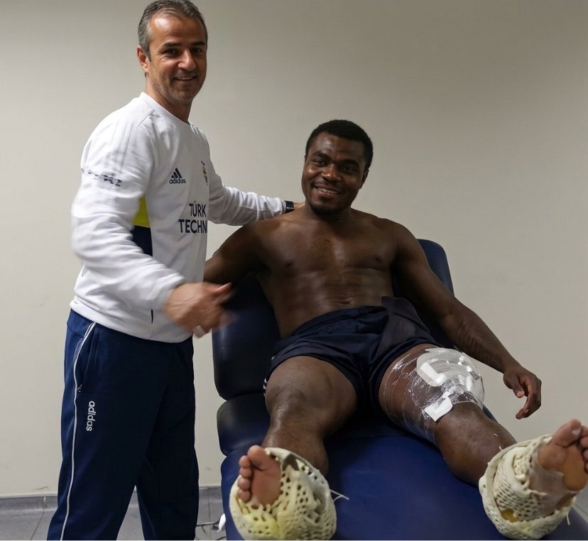 gollumskywalker's tweet photo. İsmail Kartal-Emenike hasta ziyareti. https://t.co/G9xo9ZwB6E