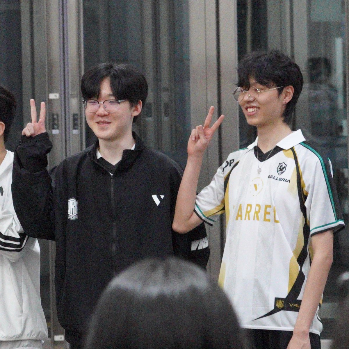 vct_kkk's tweet photo. The cutest pose...??

#VCTPacific #VCT #VARREL #VLWIN #zexy #Foxy9

2026.07.23
T1 VS. VL

@zexyzin @Foxy9fps https://t.co/1Cm2y8bNR3