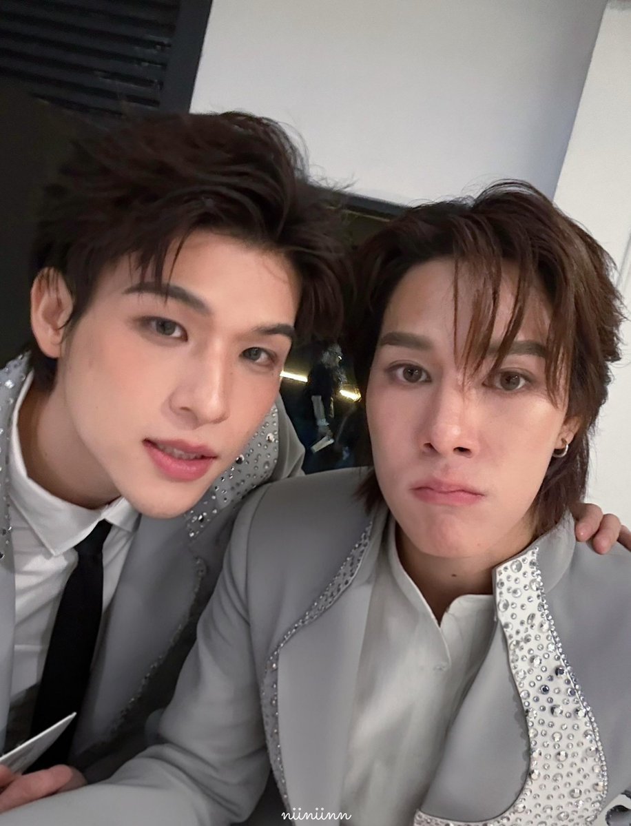 fluffteaa's tweet photo. HAHH GEMES BANGET FOTO DARI MANA ENIHHH???? https://t.co/MNMrlL1uac