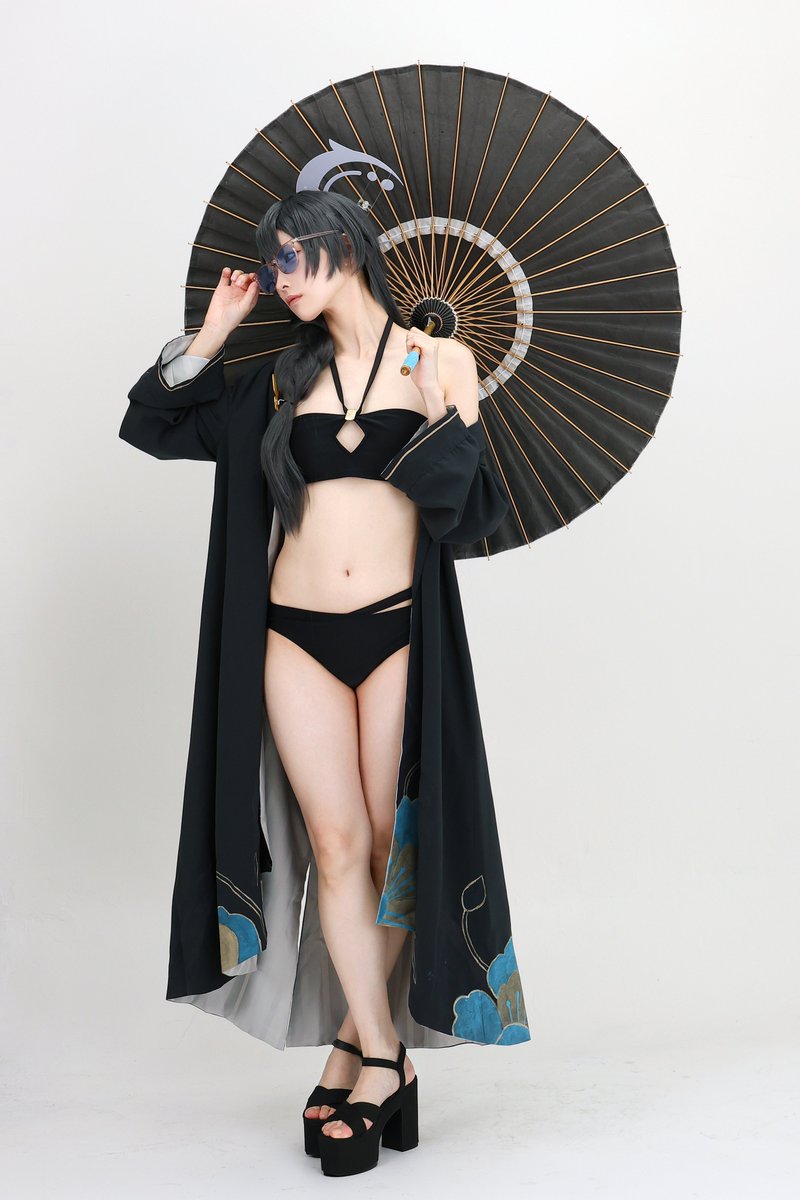 xxlyus's tweet photo. 水着キサキ🦋まえうしろ https://t.co/bhBEbYHll1