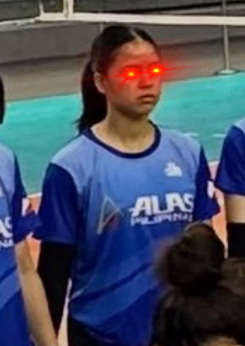 ustxcmft's tweet photo. EYA LAURE!!

set 1                                       set 2, 3, &amp; 4 https://t.co/A7Wh8st6dP