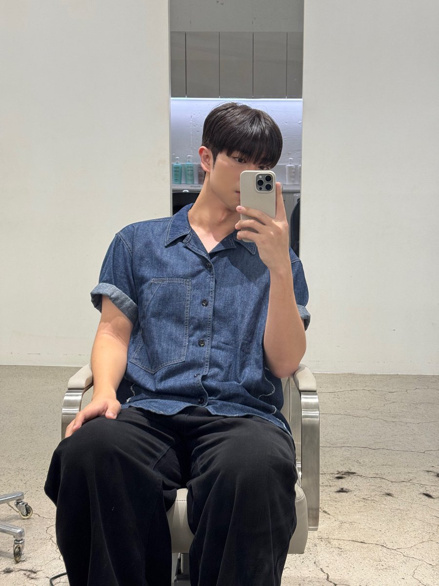 lightsonwave's tweet photo. 운딩하고머리하고펜케이크먹고드러눕기 https://t.co/zIUiEnDC3E