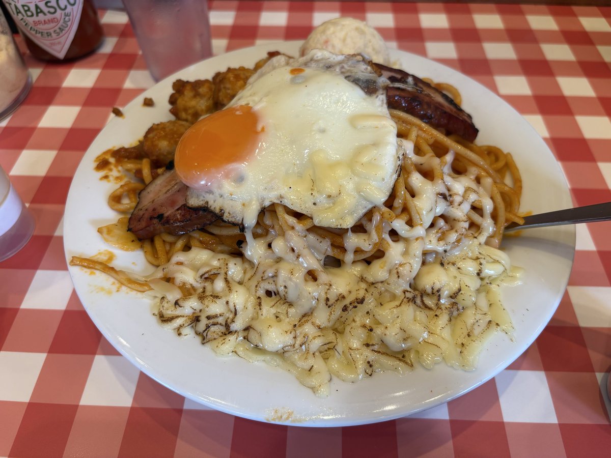 kuma0823pokopon's tweet photo. スパゲッティーのパンチョ アリオ亀有店
・ナポリタン　メガMAX盛り
・大王セット
・ペプシコーラ

令和8年8月8日はパンチョの日。
今日限定の麺量888gのメガMAX盛りをいただきました。
美味しかったです、ごちそうさまでした。

#パンチョ
#パンチョの日
#パンチョの日メガMAX https://t.co/4Bo16QJN82