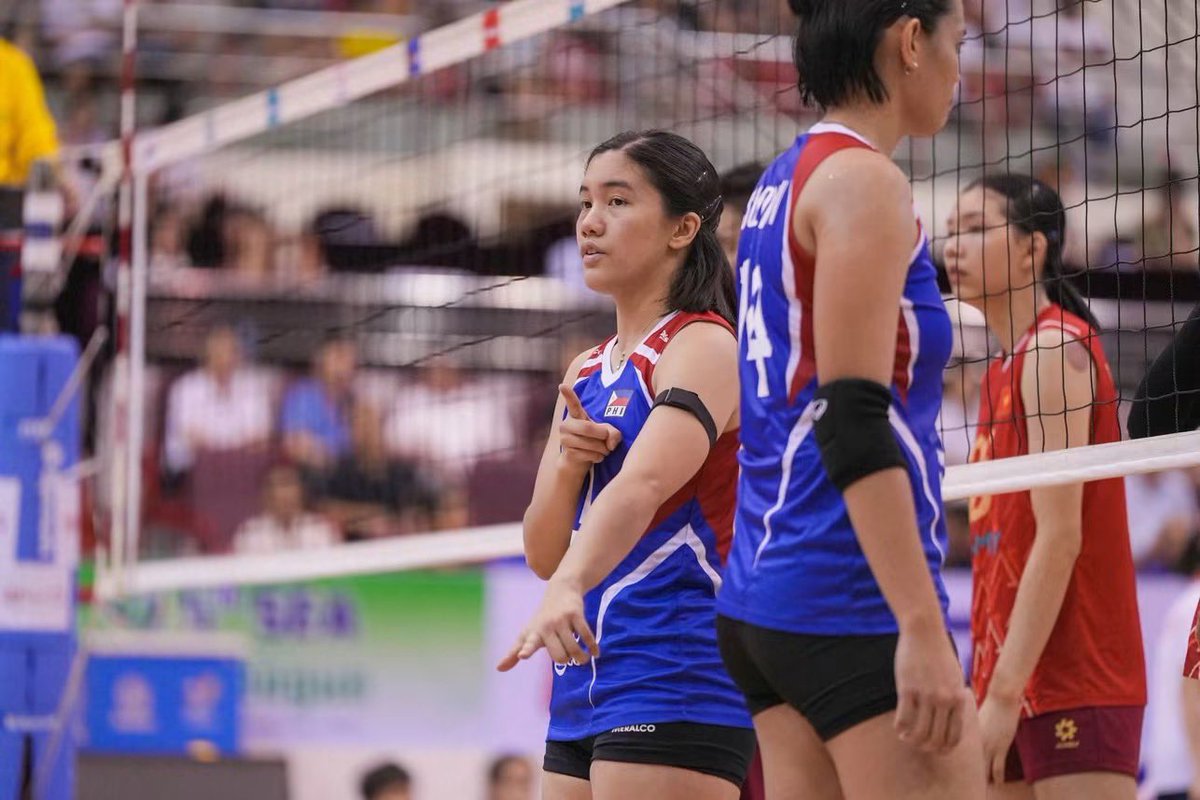 jianfics's tweet photo. 2019 ➡️ 2026. SAME JIA. 🇵🇭

Seven years apart, but one constant remains — Alas captain, Jia Morado-De Guzman.

The longevity. The consistency. The greatness.

THE GOAT IS STILL HERE. 🐐 #SEAVCup https://t.co/tSEXhCYr5H