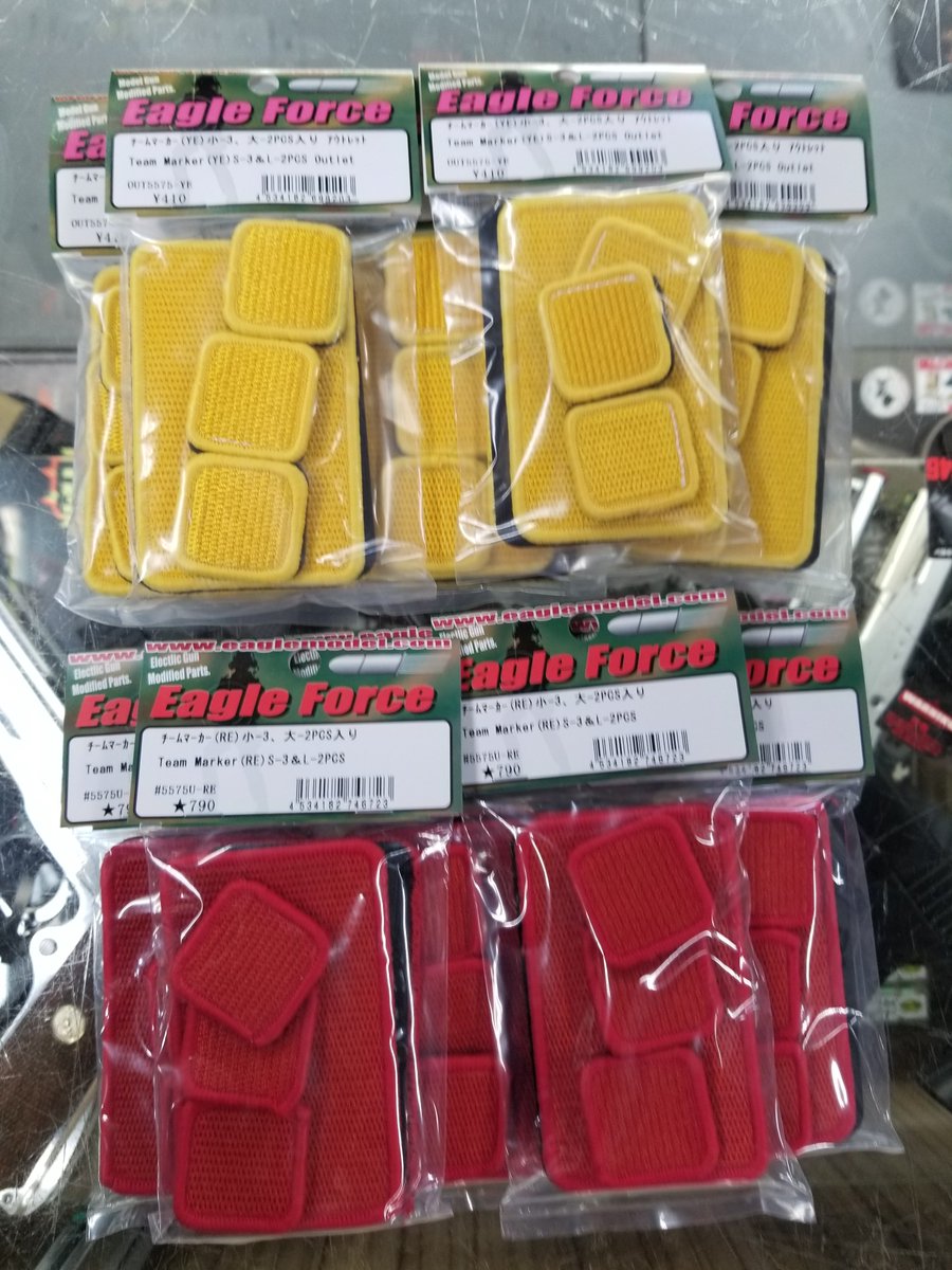 TOM04395949's tweet photo. ゲームマーカー入荷しました(^_^ゞ
当店や近隣のサバゲーフィールド主宰者様はマーカー用ガムテープを用意してくれてますが、サバゲー歴もそこそこ長く近隣のフィールドをよく利用しているゲーマーはマナーとして購入を強くお薦めいたします😤
…買ってね❤️
#タケウチモデル　#サバイバルゲーム　#サバゲー