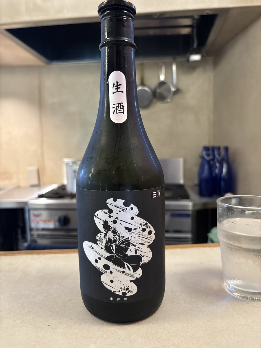 LaboKb's tweet photo. 呑み合わせるシーンがこころにくったつねぇー
しみるー！

#越後伝衛門　#東洋坂 https://t.co/tGVWHBUMZQ
