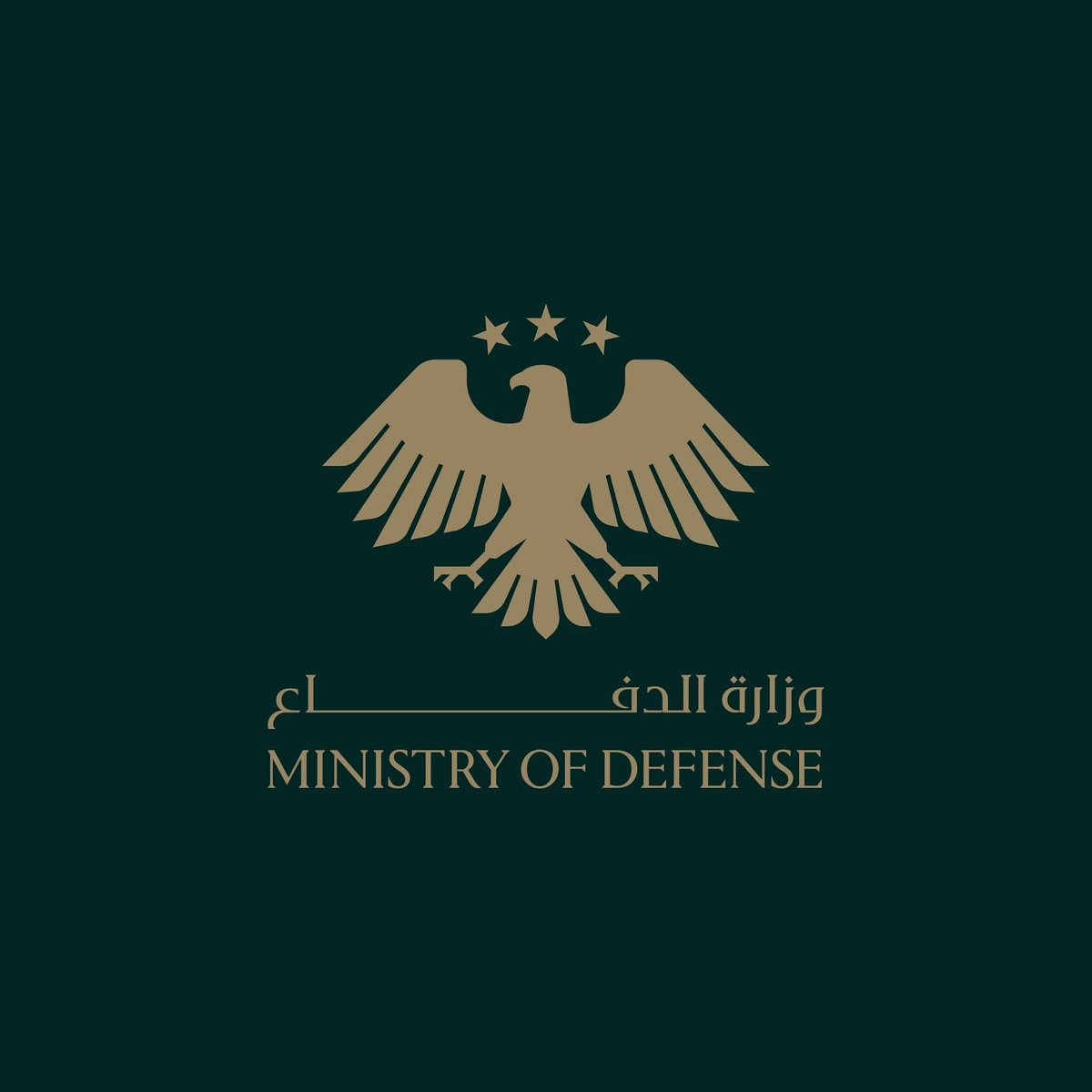 BassamAboAdnan's tweet photo. تُبنى الجيوش الكبرى على قاعدة الانضباط التام و الالتزام الكامل بقرارات المؤسسة العسكرية، وما شاهدناه خلال الأيام الماضية من عملية إعادة هيكلة واسعة في الجيش السوري الناشئ والتزام جميع القادة العسكريين بها هو من المبشرات بأنّ مسار بناء جيشنا  ماضٍ بخطواتٍ ثابتة.

التحية لكل قائدٍ ثوري و ضابطٍ وجندي التزم بقرارات القيادة بروح مسؤولة، فامتثاله هو شجاعةً لا تقلّ عن شجاعة الثبات في المعركة.

و الالتزام بمسار بناء الجيش وتعليمات المؤسسة العسكرية يزيد الضباط والجنود الملتزمين رفعةً وعزةً في عيون الشعب الذي يطمح لتأسيس جيشٍ يساهم في ضمان امن بلاده لمئة عام مقبلة.
