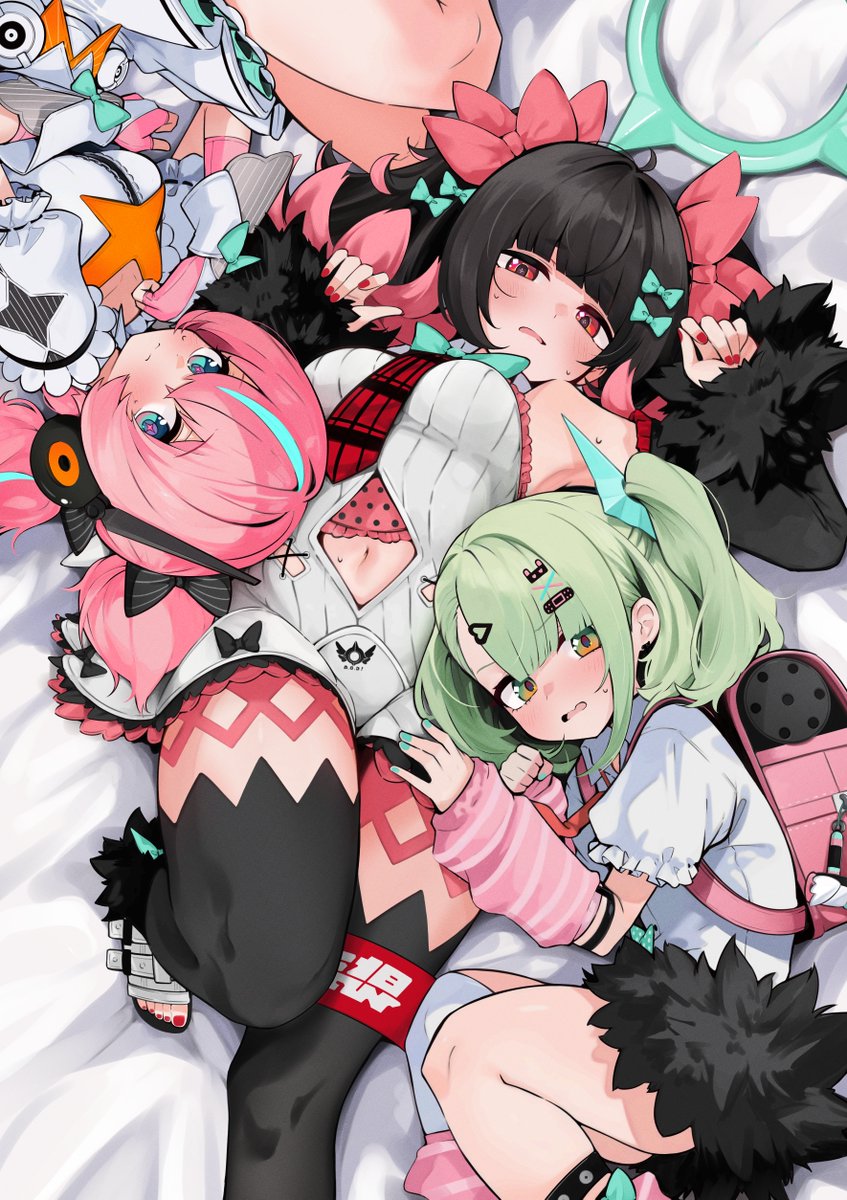 ohichi16's tweet photo. 夏コミの表紙用の妄想エンジェル👼
羽ちゃんはへそがかわいい！ https://t.co/PbmOiHI8PP