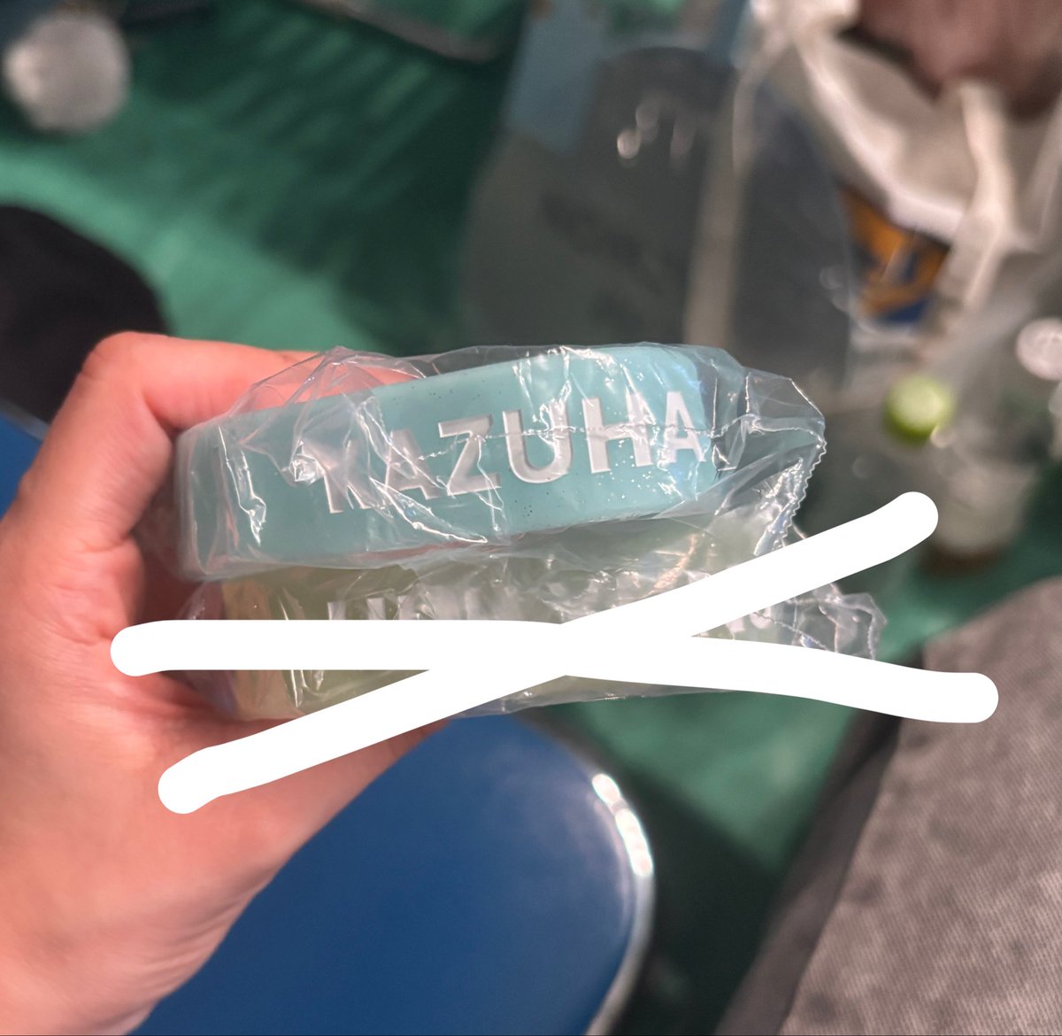 ewns_shi's tweet photo. LE SSERAFIM ルセラ ルセラフィム 交換　PUREFLOW JAPAN ガチャ カプセルトイ
缶バッジ

譲→画像のもの

求→4枚目★、缶バッジ（ウンチェ正面しゃないやつ！）

只今会場内にいます！
お気軽にお声掛けください！ https://t.co/eJxJfORgQz