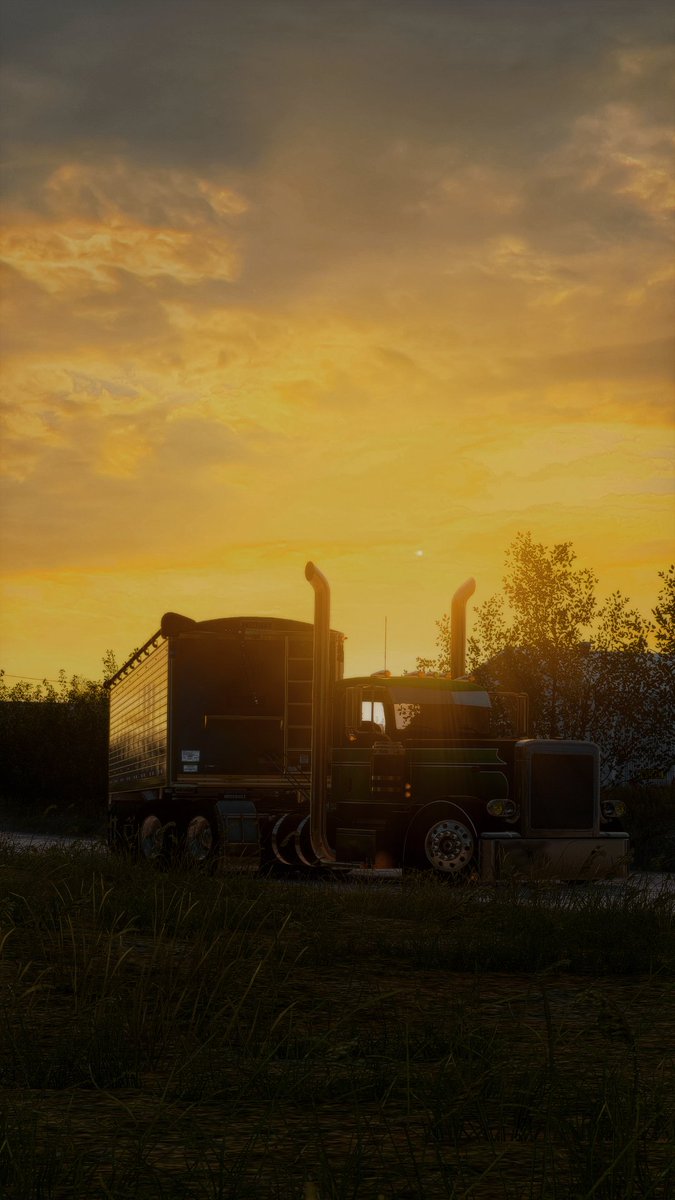 SimuVersewi6k's tweet photo. The sound of that CAT 6NZ straight pipe is INCREDIBLE. Hauling heavy wheat from Emporia to Hutchinson in ultra realistic 4K graphics.
Watch the full POV drive now! 👇
https://t.co/mW9TZJ3kiX
#ATS #Peterbilt389 #CAT6NZ #RollingCoal #TruckSimulator https://t.co/xcUu1gLub5