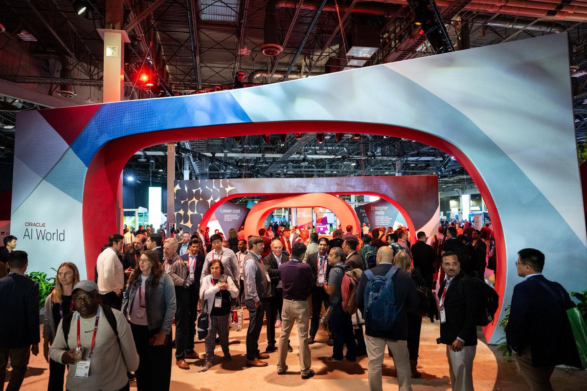 mupadhya's tweet photo. The AI World Hub is your one-stop shop to see demos, meet experts, catch live programming, and take part in hands-on experiences. Join Oracle at #AIWorld from October 25-28! https://t.co/f57Me5Uxzm https://t.co/0RCq94fWXu