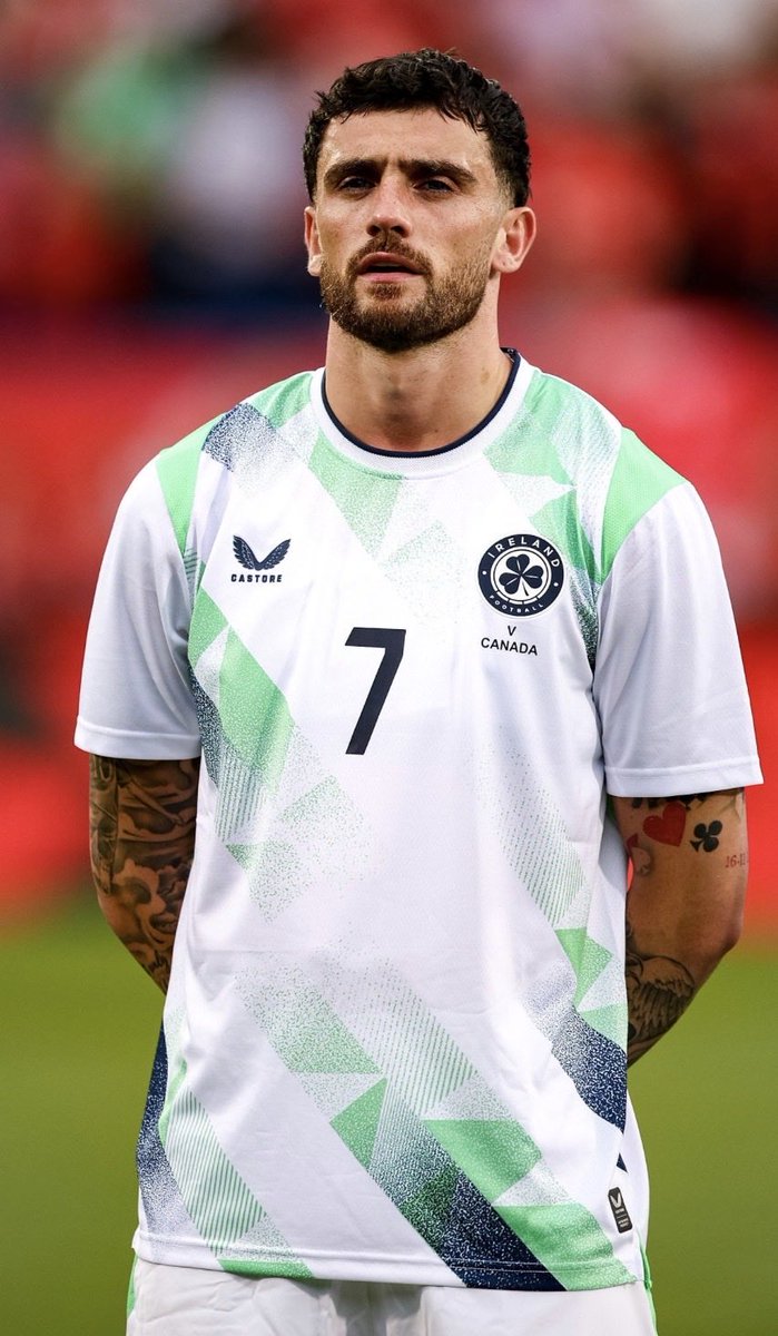 SaulGoodman193's tweet photo. EXCL⚒️🚨:  it appears as if Troy Parrot to West Ham is OFF! This sudden news comes due to the recent signing of Solomon. West Ham will have to make a  decision to pick between Solomon or parrot.
(@alex_crook)
#whufc https://t.co/Wd4nxBOSw1