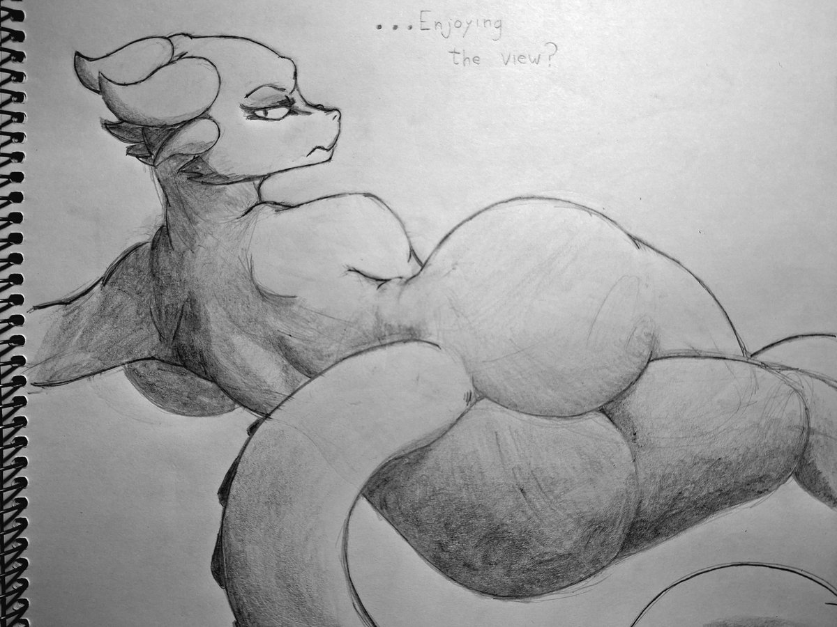 vysc_'s tweet photo. Shading practice + thick dragon
(Reupload)
#furry #furryartㅤㅤㅤ https://t.co/HmycKRIv8e