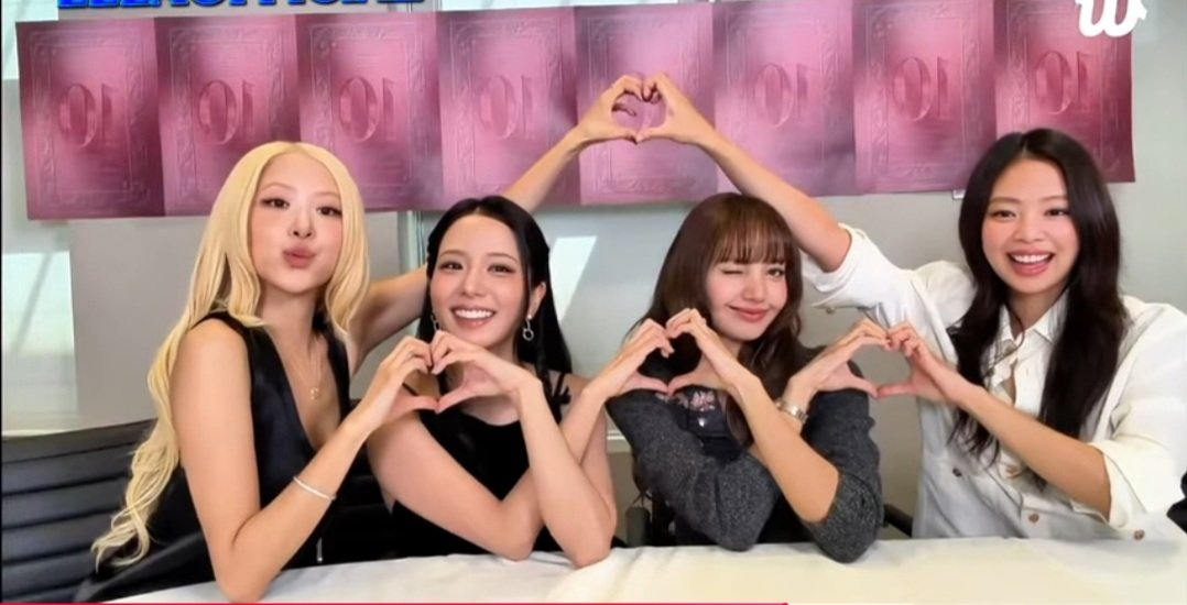 GLuong87's tweet photo. Blackpink celebrates 10 years of singing. #blackpink #jisoo #jennie #rose #lisa https://t.co/d6QcyIMTvC