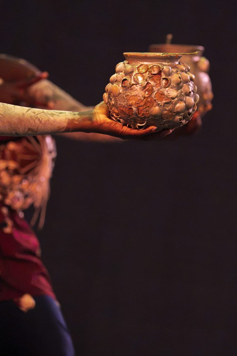 Festivalsdusud's tweet photo. BENIN VODUN – L’AME DE L’AFRIQUE
VODÚN DE BENÍN – EL ALMA DE ÁFRICA

Les traditions du Bénin sont un mélange riche de rites spirituels, de festivals, de pratiques sociales et de savoir-faire ancestraux qui façonnent l'identité culturelle du pays. https://t.co/1mGPzUm1qx