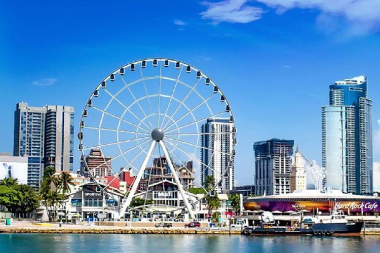 RepPlusUK's tweet photo. 🚢🌴 Make the most of your Miami cruise holiday! ☀️

Don’t let the fun stop at the port—whether you have a few hours or extra days before or after your cruise, Greater Miami &amp; Miami Beach are full of family-friendly experiences. 

https://t.co/OqZv4x2NCc 

#RepPlusClient https://t.co/1n4PTqiQS5
