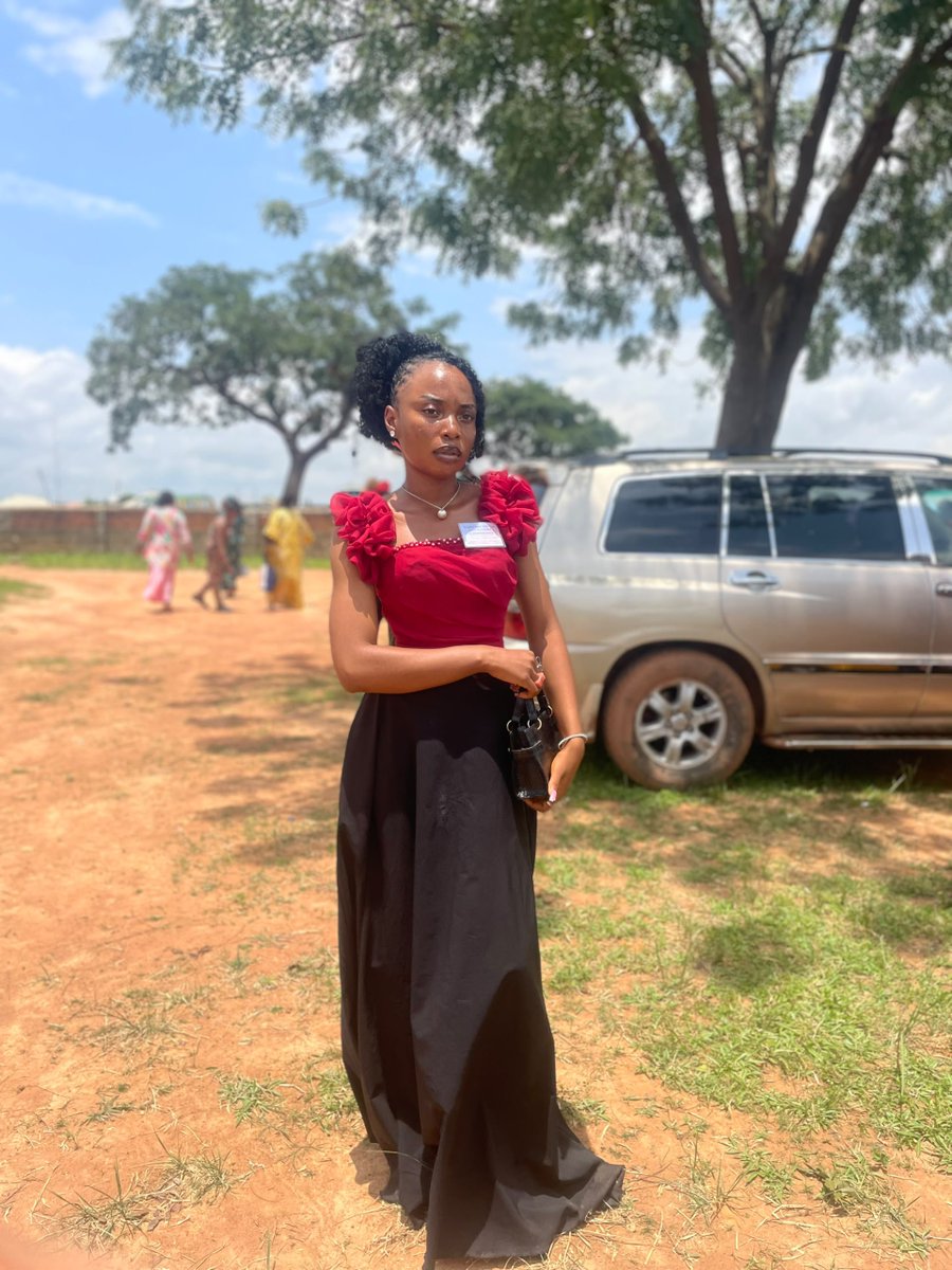 DatTechy's tweet photo. Rc...226 pigin 

Slaying from my brand ✂️💕 https://t.co/F0PbdkhvsL