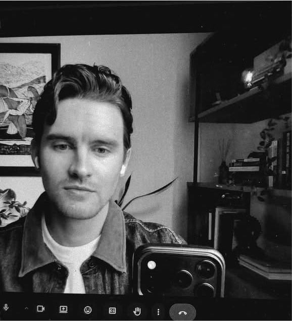 clarkarchive's tweet photo. he knows he’s fine of course https://t.co/xxrt4BBNjI