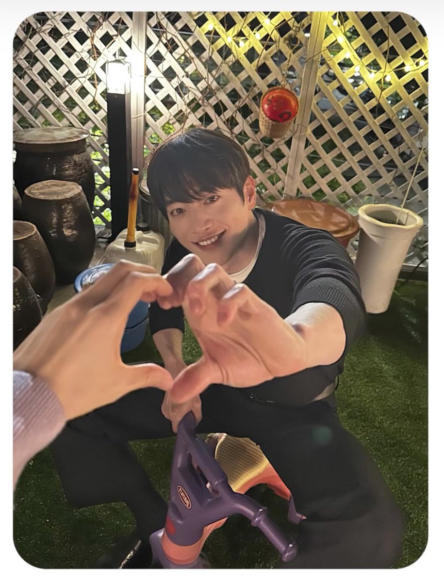 ilikehandsomee's tweet photo. <너 말고 다른 연애> 서강준 안은진
ㄴ 남궁미도 미공개 커플사진♡ https://t.co/EQPNBmjXim