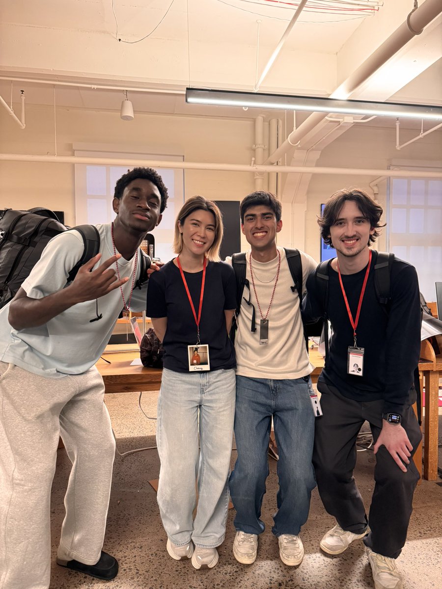 hasnainbaig06's tweet photo. Wrapped up Off Season 2! Been a wonderful past 6 weeks at @fdotinc. 
Huge thanks to everyone for running the program and shoutout to all the friends I made along the way!

Jared and I are excited to keep building in SF!! https://t.co/rmOSHtNjTY