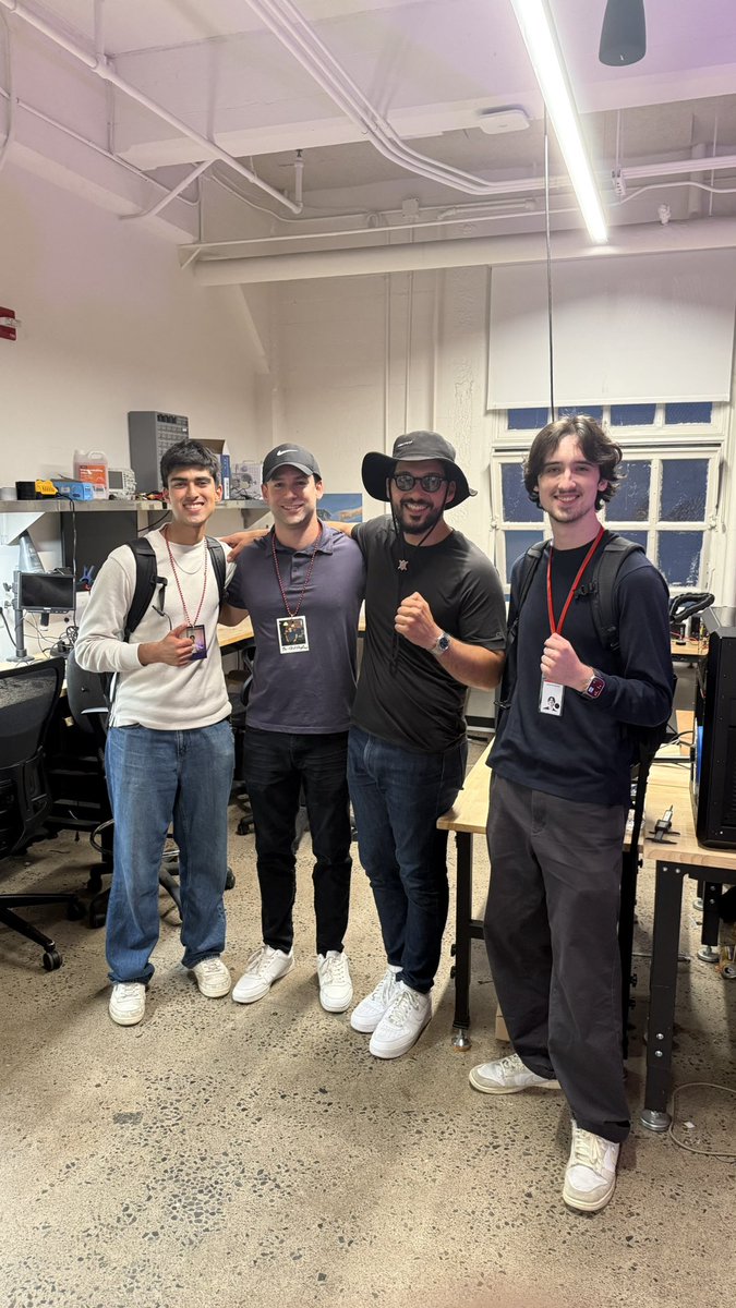 hasnainbaig06's tweet photo. Wrapped up Off Season 2! Been a wonderful past 6 weeks at @fdotinc. 
Huge thanks to everyone for running the program and shoutout to all the friends I made along the way!

Jared and I are excited to keep building in SF!! https://t.co/rmOSHtNjTY