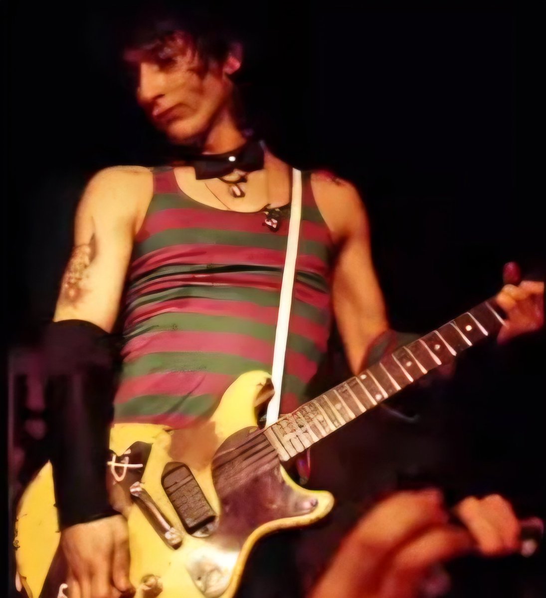 Richard12015331's tweet photo. Johnny Thunders, London UK 1978. Photo Bruno Blum. #JohnnyThunders https://t.co/azGEEH9PLb