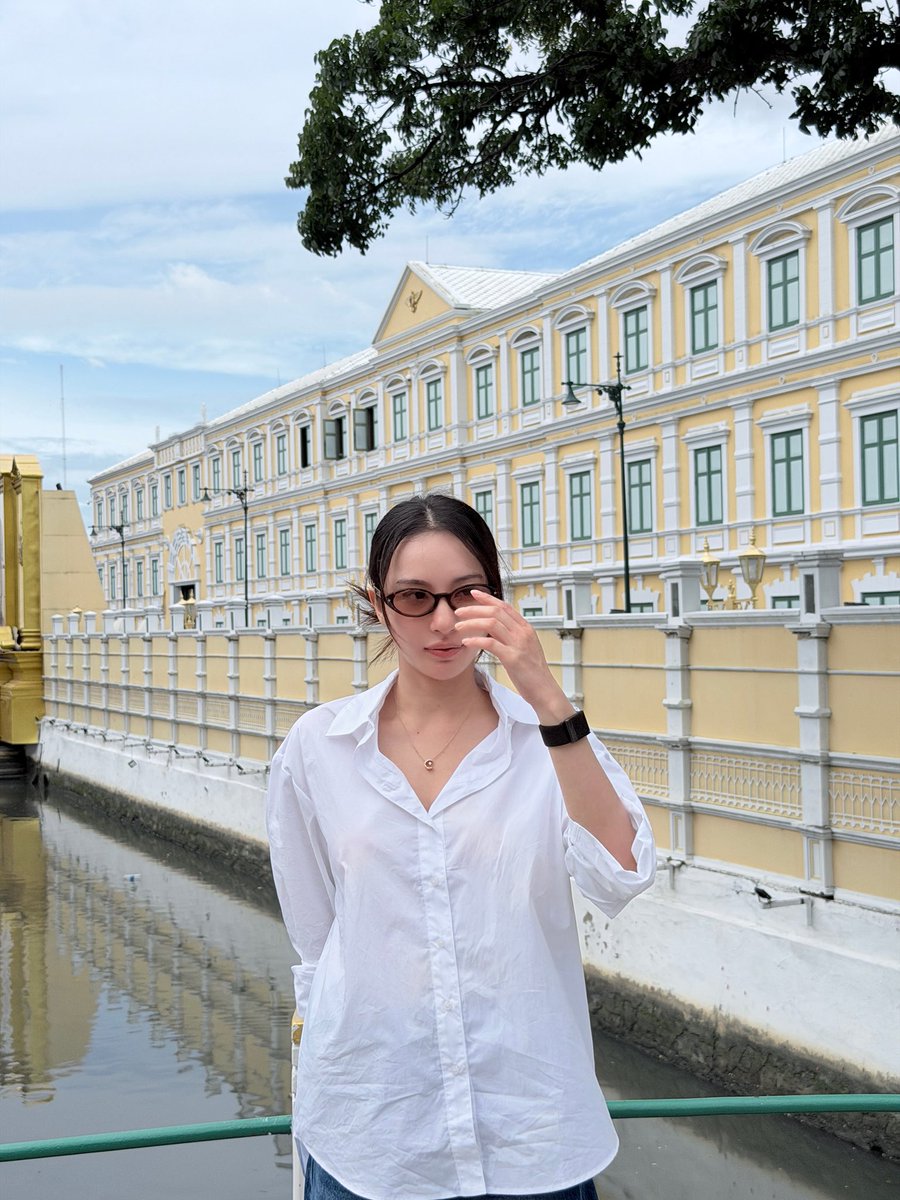 Enjoyyotdrr's tweet photo. ขอบคุณพี่ๆที่ตื่นมาหาจ๋องวันนี่นะคะ จะเที่ยงแล้วหาอะไรกินด้วยนะ เห็นพี่ๆบางคนมาแล้วไม่เจอจ๋อง  งานหน้าเจอกันอีกนะ 🥹 ส่วนจ๋องขอไปเตรียมตัวแข่งก่อนนะจ้ะ แล้วเจอกันตอนเย็นน้าาาาาาาจ้ะ🤍

ENJOY TREASURE LOVERS WS
#เอนจอยบวงสรวงอุบัติรักเกาะสวรรค์ https://t.co/16phgFCAAu