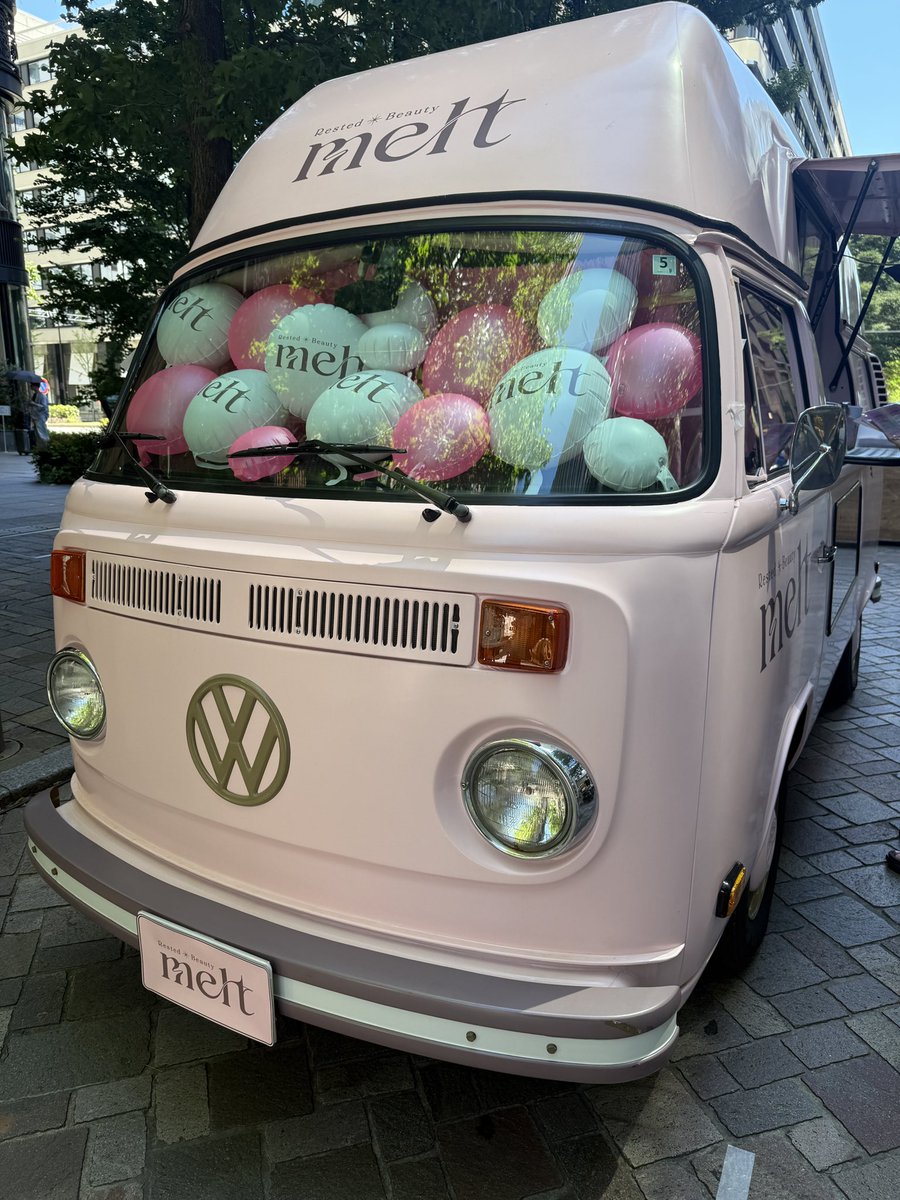 hsjyyy's tweet photo. 髪の化粧水試してきました✨️パチパチ＆いい匂いでした🥰🫶
#PR #melt #ひんやりとろける https://t.co/Syl5Vi3dPv