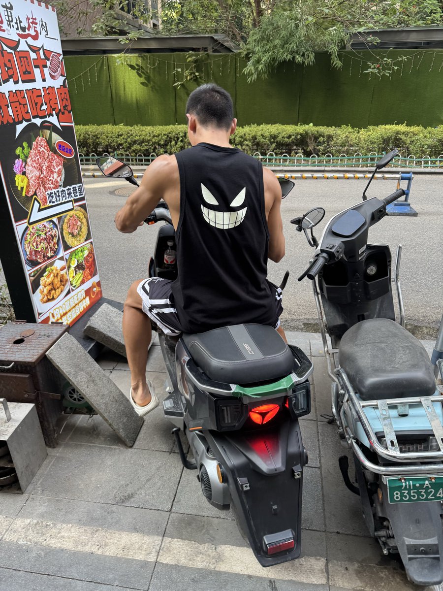 MaximusEnter's tweet photo. 有更新一点 https://t.co/KAD1h73Cfq