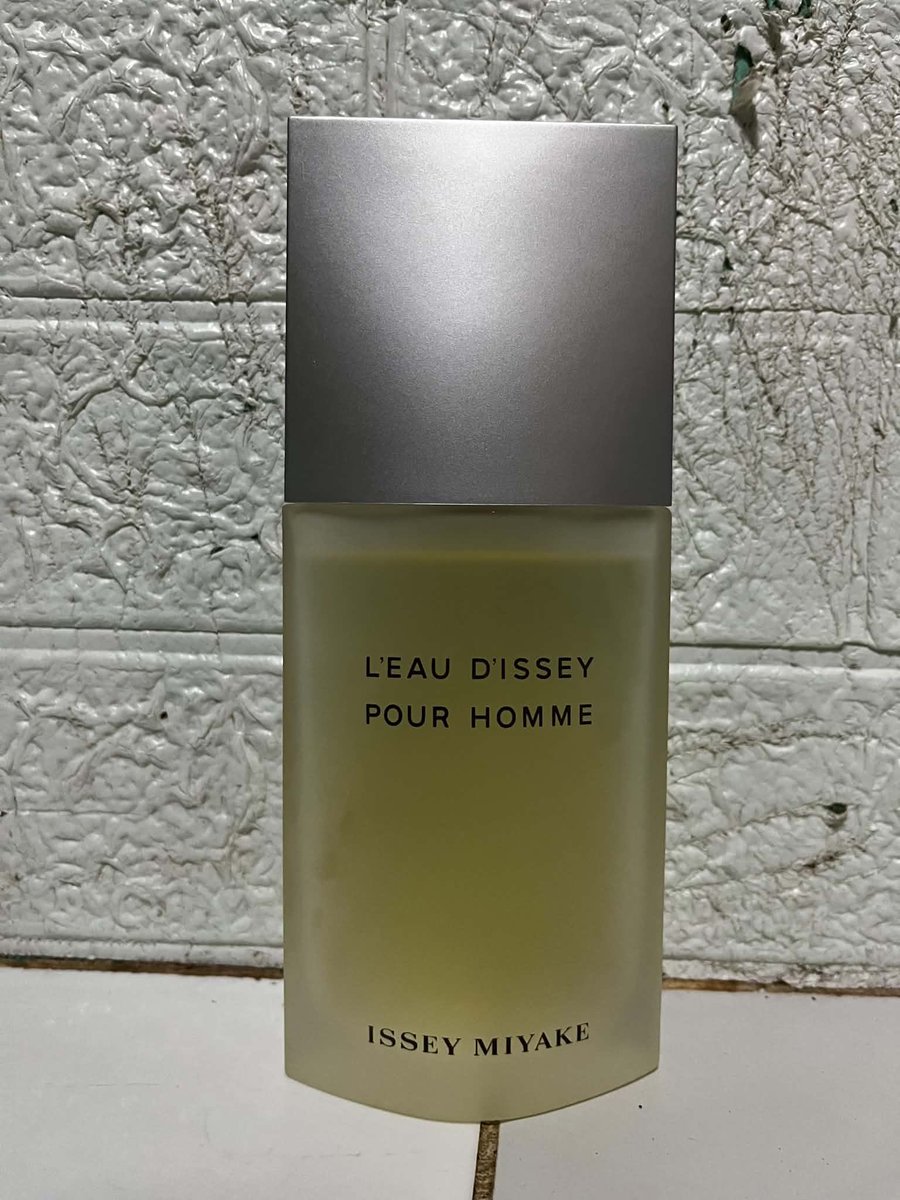 shencarting's tweet photo. wts lfb issey miyake pour homme perfume

95% pa po

3.1k

rfs: hindi na nagagamit kasi may new perfume na. https://t.co/cc3pIUFUwb