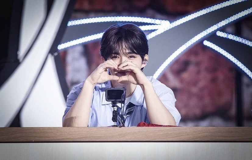 Baifel2n88's tweet photo. happy birth day  เมนสุดที่รัก 🍒 รักไม่เคยเปลี่ยน  ขอบคุณที่เติบโตมาเป็นอย่างดี ให้พี่มีสุขภาพที่แข็งแรง อาจูไนท์ด้วยกันไปเรื่อยๆ เลย เป็นความสุขให้กันในทุกวันๆนะ❤️🍒
#Happy_SCOUPS_Day
#SCOUPS #에스쿱스 https://t.co/uRgZinddyn