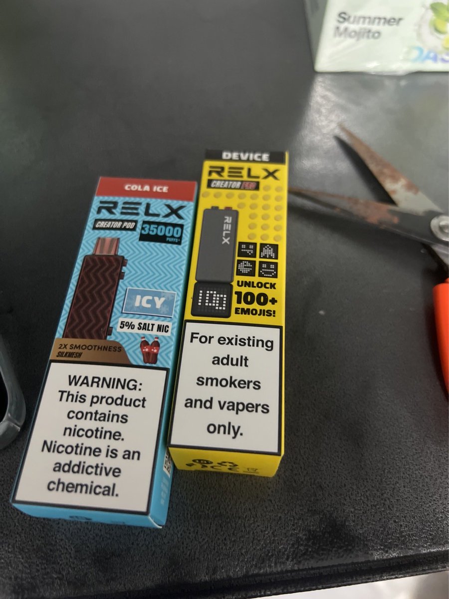 LolaBouet's tweet photo. 出售各类正品电子烟，一次性电子烟，各类烟杆烟弹！        
长期稳定供应，货源齐全，口味齐全！保真包正包售后！
#电子烟 #悦刻积木电子烟
正品包邮
#悦刻积木#烟弹#烟杆#relx#一次性电子烟#雾化弹#雾化杆#水果味烟弹#悦刻通配烟杆#烟弹#悦刻海外版原装烟弹#悦刻通配烟弹#鸭嘴兽#大板砖#柚子独角兽 https://t.co/KfL9zx9wBJ