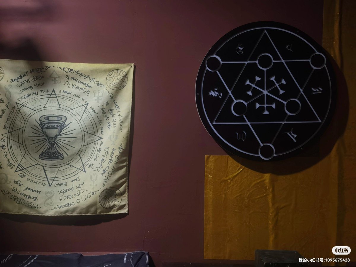 Youbulf's tweet photo. "Stuck in a mysterious room with only a rusted key and a cryptic note—can you crack the code before time runs out  #EscapeRoomAdventure"， https://t.co/6rnnDKInVK