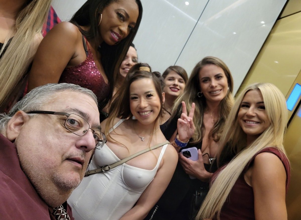 GBpickem's tweet photo. FOR FATS 🚀

Dbacks ML +162 walk off on Sports Betting Hall of Fame night 

Romantic…

Angels ML +144 ✅
Sky Under 174.5 ✅
Mystics Under 170.5 ✅
Gausman Under 5.5 Ks ✅
Dbacks ML +162 ✅
Felton Over 3.5 Ks ❌

Lookin alive with a 5-1 +3.63 unit night 

“You can’t make a good bet a better bet by making a bad bet”