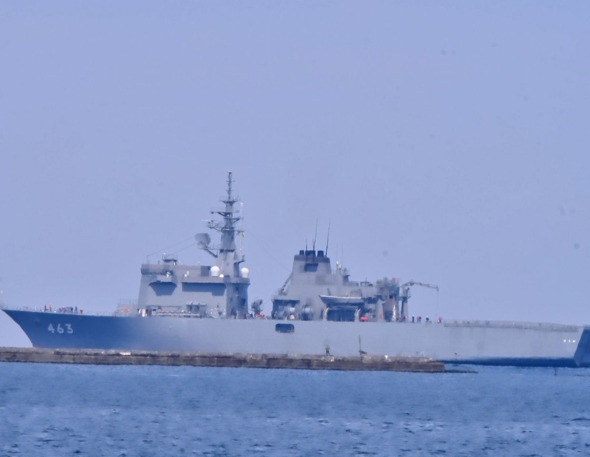 hibikiyarn's tweet photo. 【 #災害派遣】
掃海母艦 MST-463『うらが🚢』

災害派遣、熊本に向けて出港🚢

#我らが誇り自衛隊🇯🇵
#自衛隊を応援してます

※写真は過日撮影 https://t.co/CryqI7HHeE