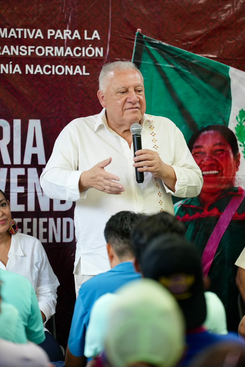 5toPoderDiario's tweet photo. #5topoder #noticias #playadelcarmen
RAFA MARÍN REAFIRMA SU ARRAIGO CON QUINTANA ROO Y LLAMA A DEFENDER LA TRANSFORMACIÓN Y LA SOBERANÍA
Playa del Carmen.— En una asamblea informativa realizada en la colonia Luis Donaldo Colosio, Rafa Marín destacó el vínculo que ha construido con Quintana Roo a lo largo de casi cuatro décadas, desde su llegada en 1985 para iniciar actividades empresariales en Cancún. Recordó la evolución del estado y subrayó el afecto que mantiene por una entidad que, dijo, ha sido fundamental en su vida personal y profesional.
Ante vecinos y simpatizantes, el fundador de Morena en Quintana Roo compartió parte de su trayectoria dentro del movimiento encabezado por Andrés Manuel López Obrador, con quien ha trabajado durante décadas. Expuso su paso por diversas responsabilidades en el servicio público y su papel en la consolidación de Morena en el estado, donde fue el primer presidente del Comité Ejecutivo Estatal y posteriormente delegado especial.
En el marco del proceso interno de Morena para definir la defensa de la transformación en Quintana Roo, Marín explicó que su decisión de participar responde al llamado de militantes, fundadores y ciudadanos que conocen su trabajo. Señaló que busca poner al servicio del estado la experiencia acumulada en los sectores público y privado, especialmente frente a desafíos persistentes como la inseguridad, el sargazo y las carencias en materia de salud.
Durante su mensaje, enfatizó la importancia de defender la soberanía nacional y respaldó la postura de la presidenta Claudia Sheinbaum de mantener una relación de cooperación con Estados Unidos sin subordinación. Afirmó que México es un país libre y democrático, y llamó a no dejarse influenciar por campañas de desinformación. Finalmente, destacó que las asambleas informativas continuarán realizándose en distintos puntos de Quintana Roo para fortalecer la organización ciudadana y la participación informada.
Fuente: 5to Poder Agencia de Noticias
