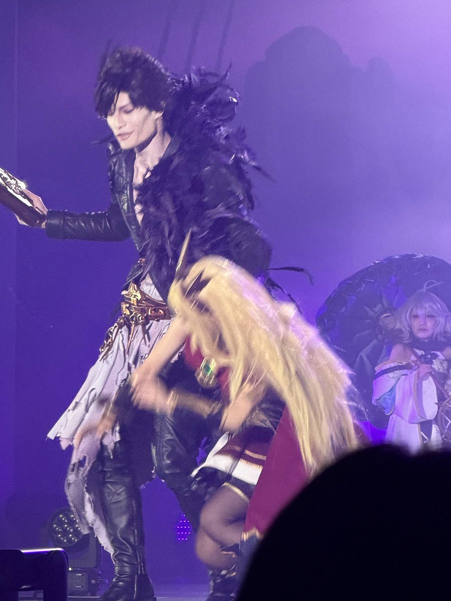 ryumine4's tweet photo. OCステージだけでなんかお腹いっぱいなんすけど。。毎年おもうけど一個くらい良いカメラ買っとくか？
#グラブルEXフェス2026 https://t.co/DCANkovyU1