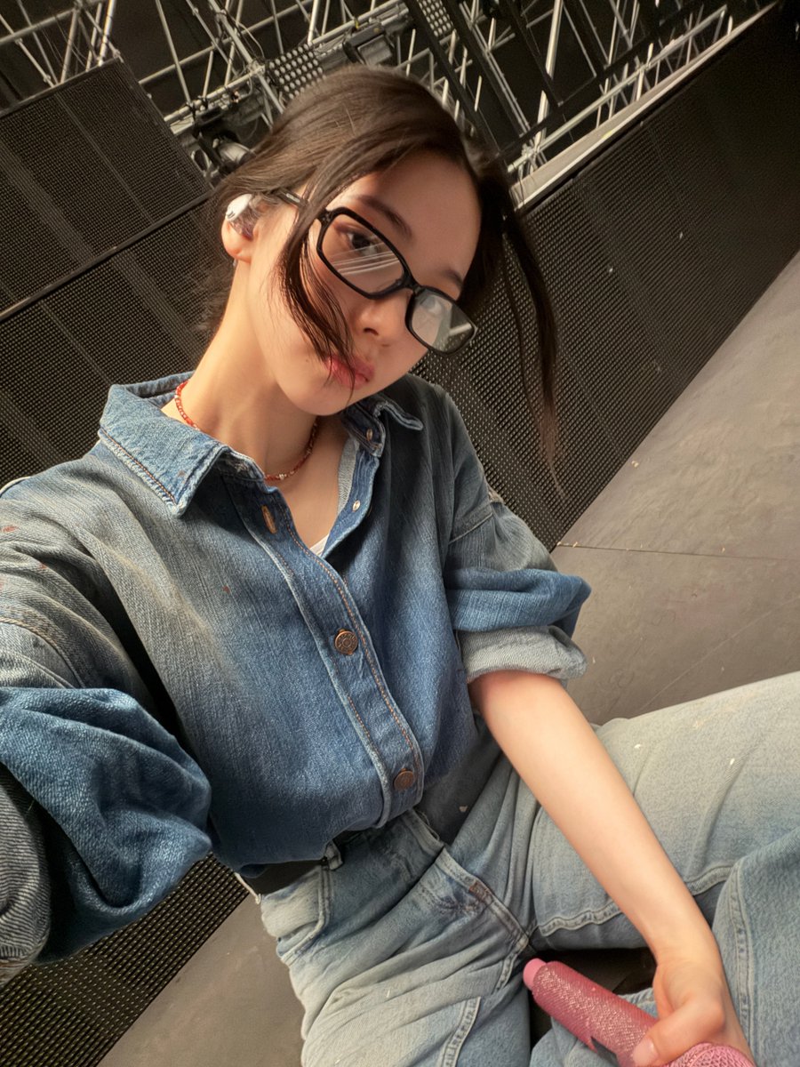 karinaspics's tweet photo. 💙💭 https://t.co/3y43eAFHyp
