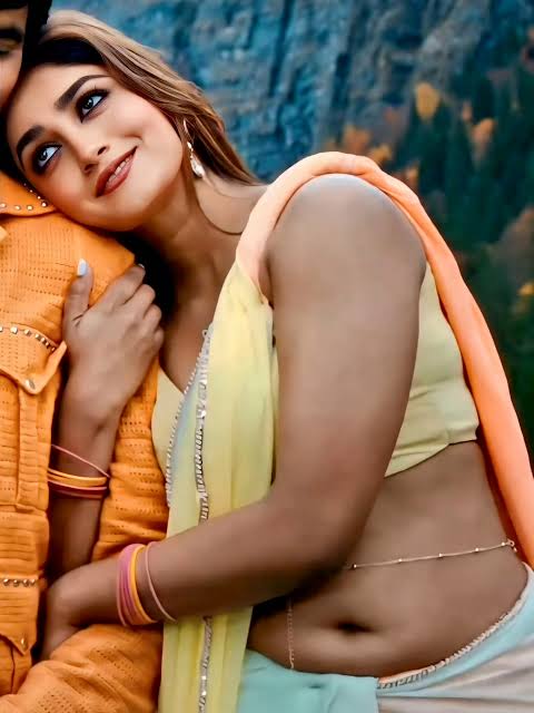 ravi129326's tweet photo. @shakingsheshu02 Dimple  chocalate 🍫🍫is attracting &amp; tasty to me 🥰😍🤩😘 https://t.co/AkPY6pE1Kz