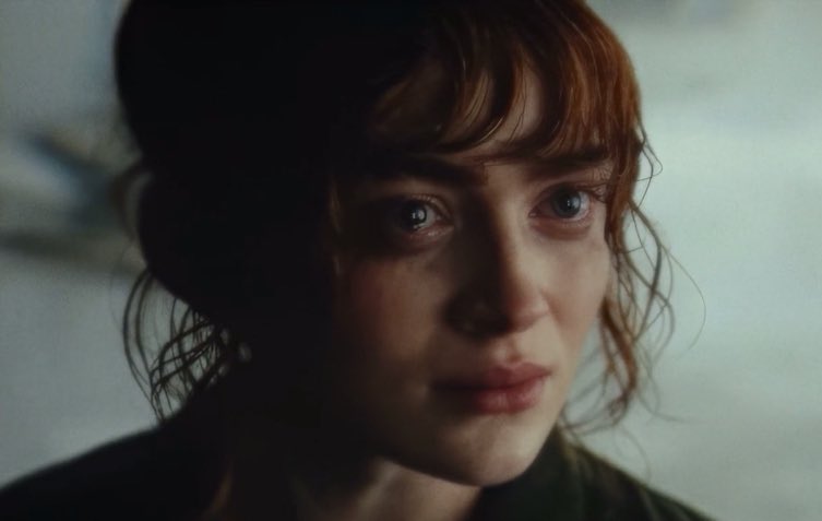Sameer_king11's tweet photo. Same actress btw.... Sadie Sink 

In movie                          In real life https://t.co/cAJ4mcgNtp